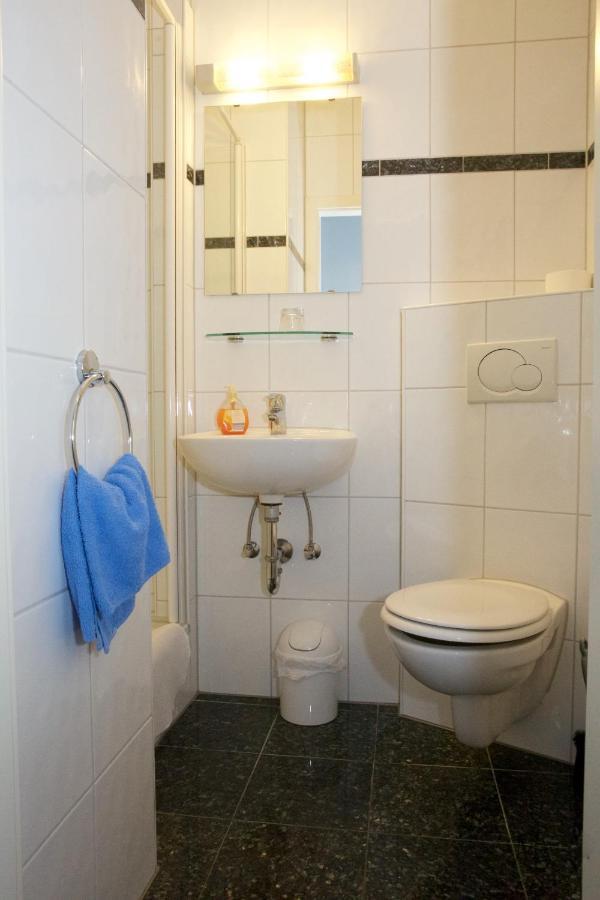 Svg Hotel Diversi ลุดวิกส์ฮาเฟน อัม ไรน์ ภายนอก รูปภาพ